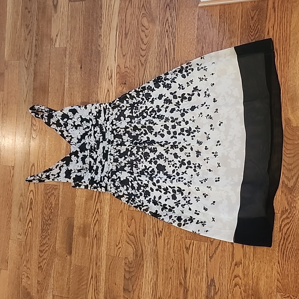 Ann Taylor size 6 dress